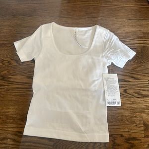 white ebb to street short sleeve lululemon top